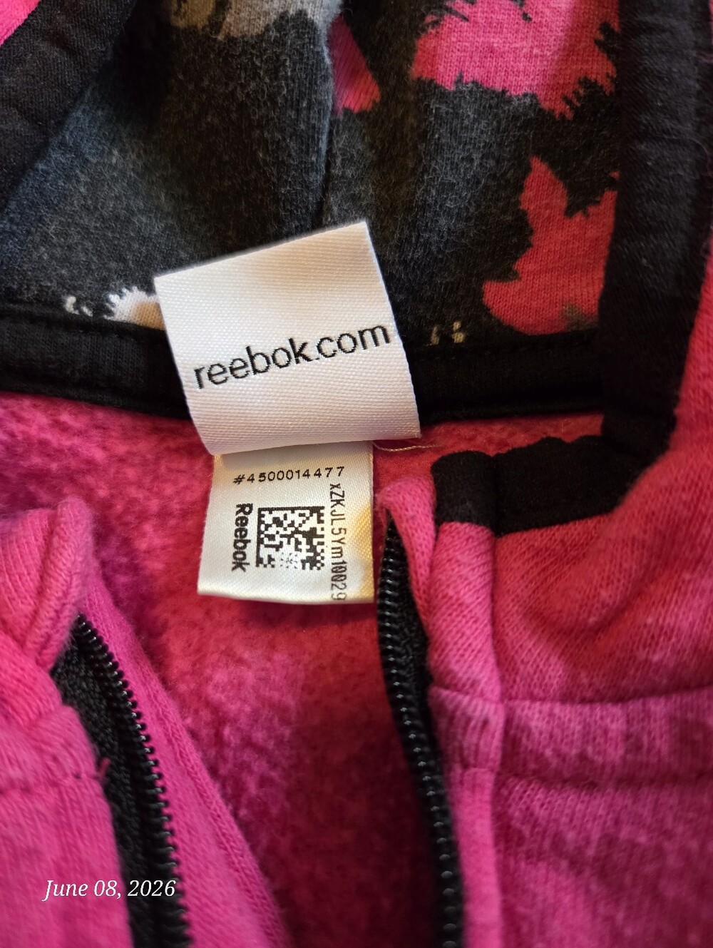 Girls size 4/5 Reebok jacket. - Picture 3 of 5